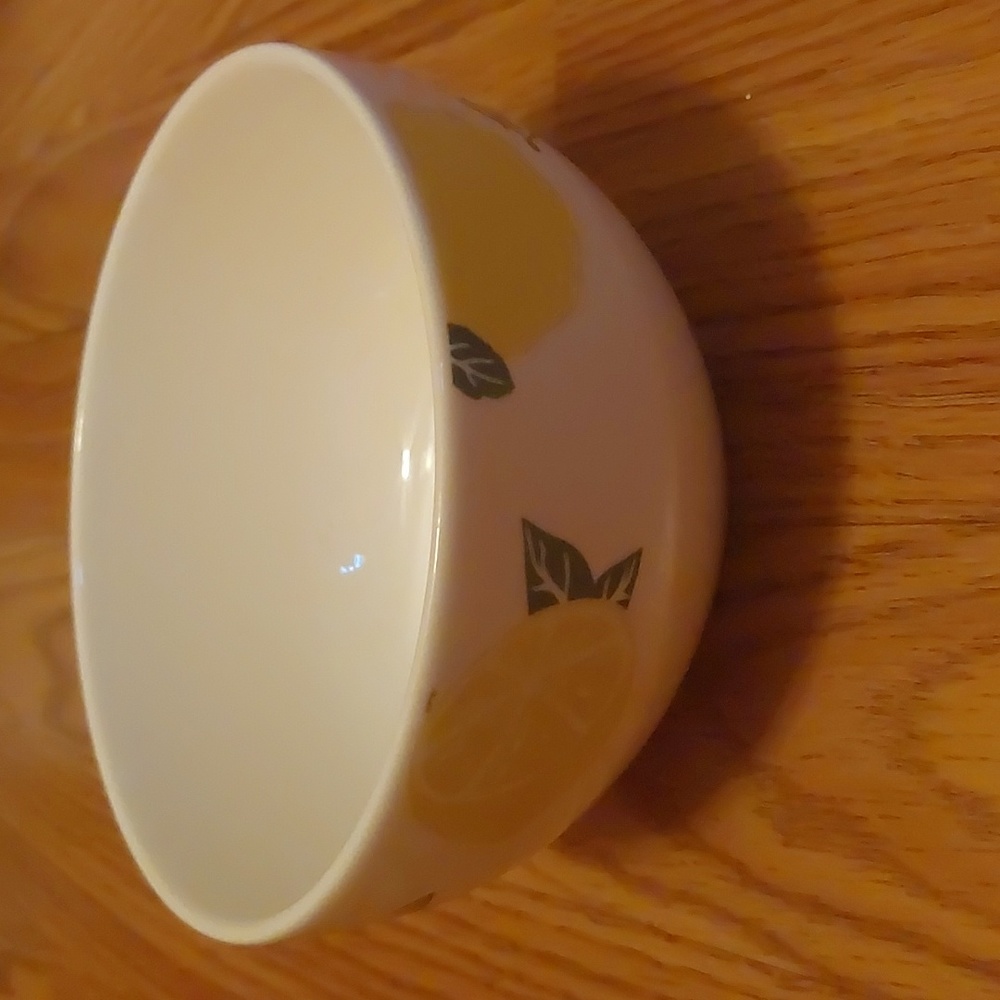 Lemon Bowl - Picture 1 of 3